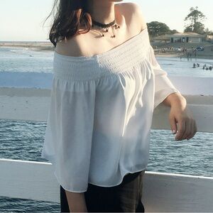 Aritzia Off-Shoulder Top Blouse